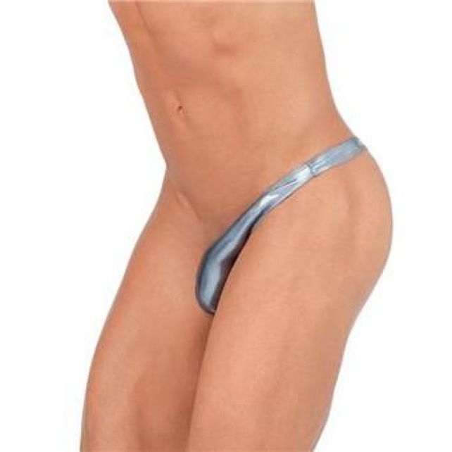 Furor en las playas de Brasil: el penekini