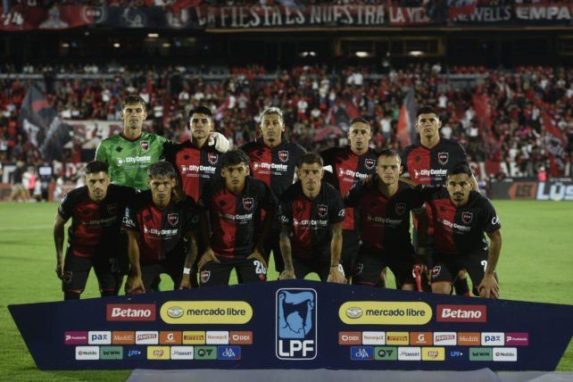 El equipo titular de Newells que enfrentó a Platense.