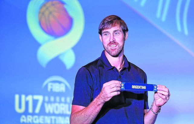 Azar. Andrés Nocioni mandó a Argentina a la zona D del certamen.