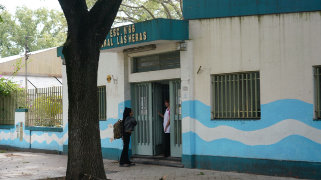 Ingreso de la escuela Las Heras
