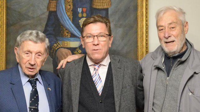 Emotivo homenaje a Landriscina y Menapace