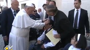El Vaticano desmintió que el Papa Francisco haya realizado un exorcismo