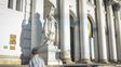 la iglesia sale al cruce de la apostasia colectiva y elabora una guia sobre como apostatar