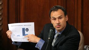 El intendente de La Plata aconseja tener una mochila anti-inundación