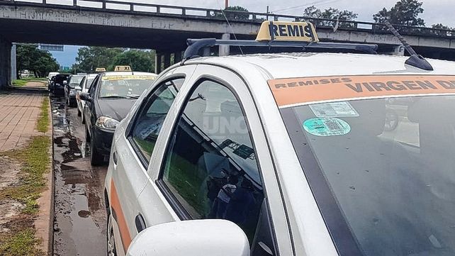 Cómo es la aplicación de taxis y remises que buscan incorporar en Santa Fe&nbsp;