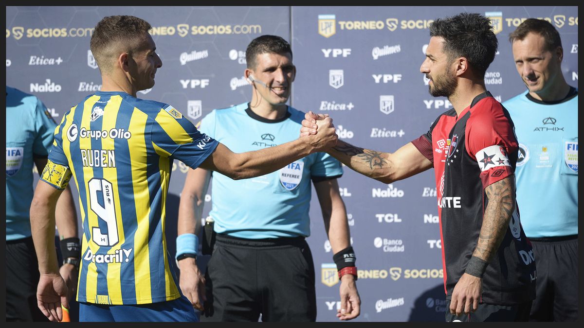 Todas las fotos del 1 a 1 en el clásico entre Newells y Central