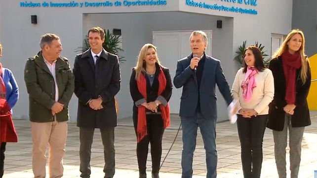 El Presidente Macri visitó una obra realizada por Nación en Concordia. Pidió apostar por el diálogo.