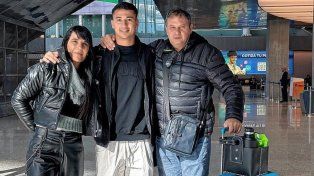 Rafael Profini dejó Unión y este martes viajó con destino a Múnich.