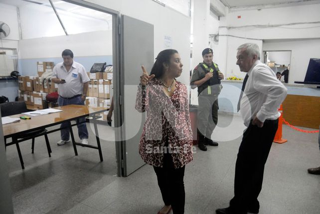 Presentaciones del PRO y el Frente Progresista demoran la difusión de los datos del escrutinio