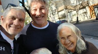 Luis Castro, Pachu Peña y Doña Mónica compartieron este fin de semana unas tortas fritas&nbsp;