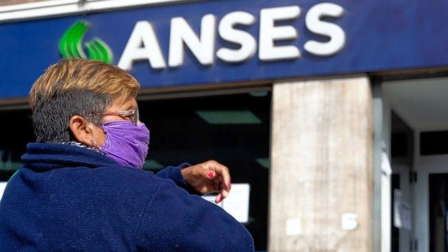El aguinaldo de jubilados y pensionados se podrá cobrar según el calendario de la Anses.