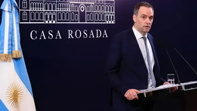 El vocero presidencial dependerá directamente de Javier Milei según el nuevo cargo que se dio a conocer a través del decreto 834 publicado en el Boletín Oficial