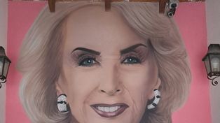 El flamante mural de Mirtha Legrand, en la terminal de ómnibus de su ciudad natal.