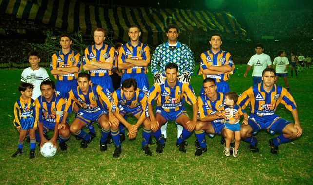 El equipo de Central que salió a jugar la revancha ante Mineiro y que logró la hazaña en la Conmebol 95.