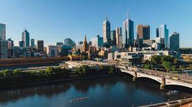 Melbourne lidera la lista rozando la perfección con 97