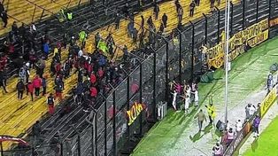 La dirigencia de Colón tiene tiempo para hacer el descargo hasta el 2 de junio por los hechos ocurridos con la hinchada de Peñarol, en Uruguay.