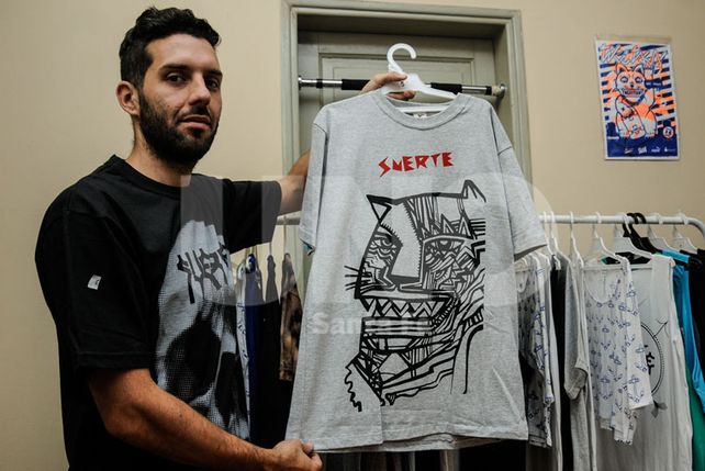 Hacen ropa con arte callejero, para vestir un estilo de vida
