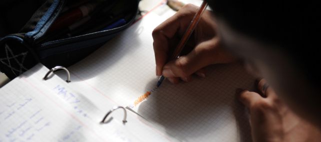 La encuesta de Poliarquía advierte sobre el consumo de sustancias adictivas en los adolescentes.