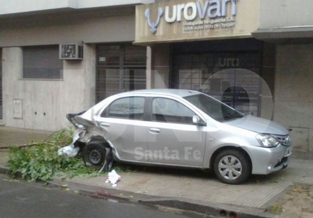 Un accidente en pleno centro que solo terminó con daños materiales