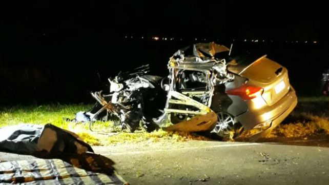 Un muerto al chocar un auto y un camión en la autopista a Santa Fe entre Maciel y Monje