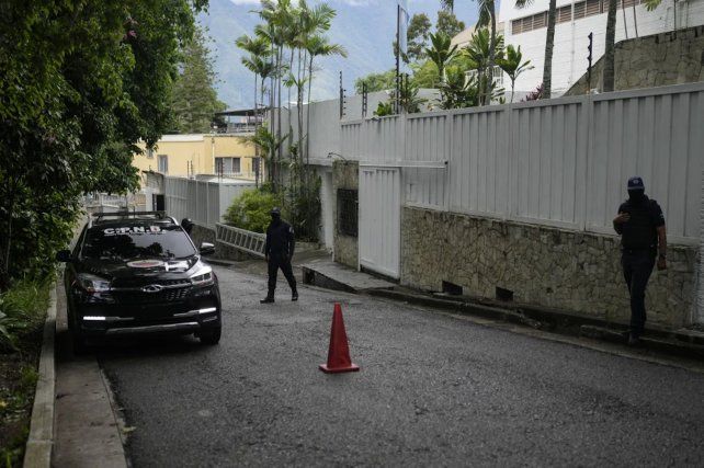 Tras más de un año, liberaron a los opositores refugiados en la embajada argentina en Venezuela