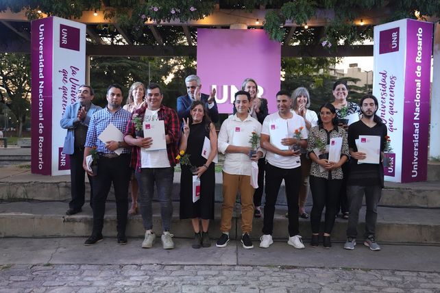Volver a la secundaria más de 20 años después y recibirse para seguir estudiando
