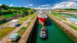 El canal de Panamá se queda sin agua y los grandes buques deben eludirlo