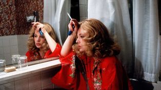 Gena Rowlands en Gloria, una de las tantas películas que filmó junto a su marido John Cassavetes y en las que se destacó