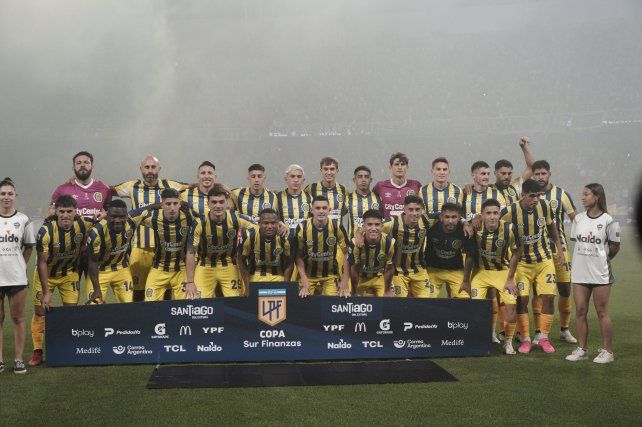 El plantel canalla antes de la final.