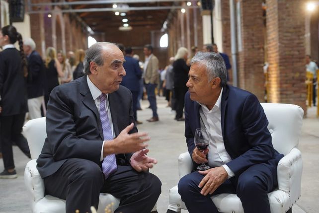 Guillermo Francos y Alfredo Cornejo mostraron buena sintonía en Mendoza. El gobernador cuyano fue uno de los primeros en celebrar el llamado al diálogo.
