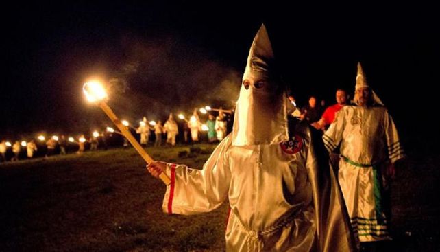 Efecto Trump: el Ku Klux Klan convocó a un desfile para celebrar la victoria del republicano