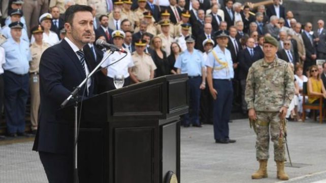 El ministro de Defensa