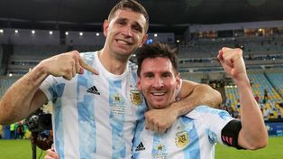 Messi y sus compañeros de selección empiezan las ligas europeas con el Mundial como objetivo