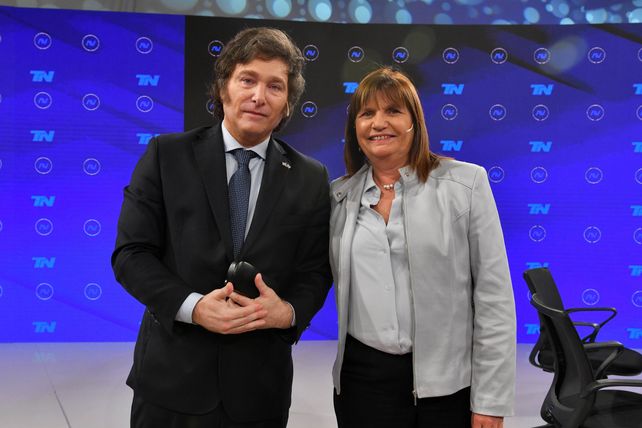 Bullrich y Milei sacudieron a la coalición opositora con un acuerdo para el balotaje presidencial.