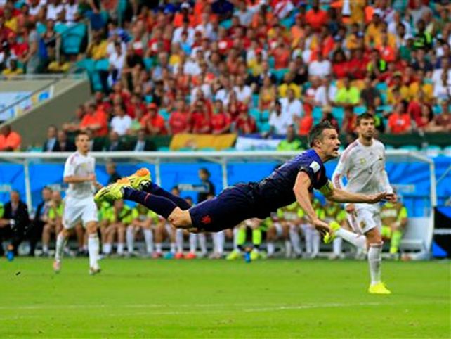 Van Persie es el nuevo rey de la palomita