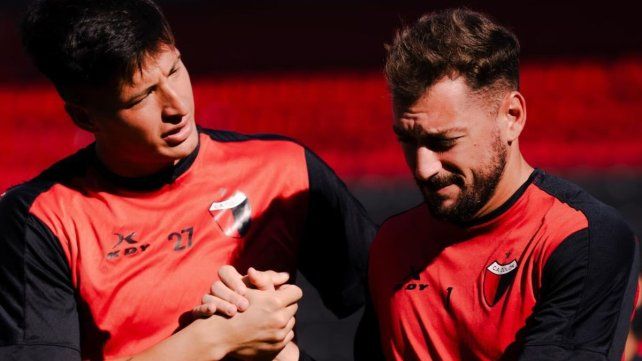 Budiño, el dilema de Medrán bajo los tres palos en Colón