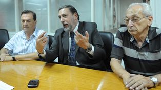 Gremios locales reclaman eximir a los salarios de Ganancias