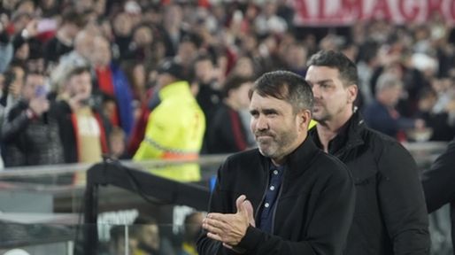 El picante estado de WhatsApp de Coudet tras la derrota de River ante Central