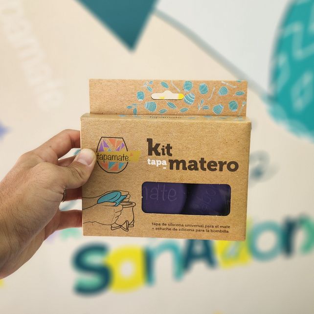 Si bien desarrollaron distintos complementos para el mate, la tapa es lo que más se vende.