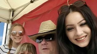 La terrible historia de los padres que fueron a buscar a sus hijas al show en Manchester y murieron