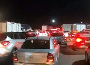 Cortes de rutas por la falta de gasoil generan caos