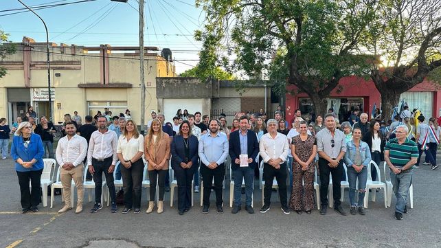 El senador Esteban Motta tomó juramento a autoridades del departamento San Martín bajo la nueva Constitución