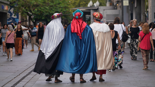 La tradición de los Reyes Magos sigue viva en Argentina, con niños que esperan regalos junto a sus zapatillas y celebraciones que unen magia, cultura e historia.