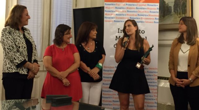 Distinguieron a una periodista de UNO Santa Fe con Premios Juana Manso