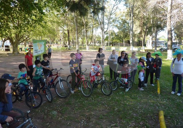 Pedaleada. Para impulsar el pedido el sábado los vecinos se movilizarán hasta el municipio de Rincón.