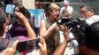 La diputada radical jujeña Gabriela Burgos encabezó una marcha provida en la puerta del hospital para impedir la interrupción legal del embarazo