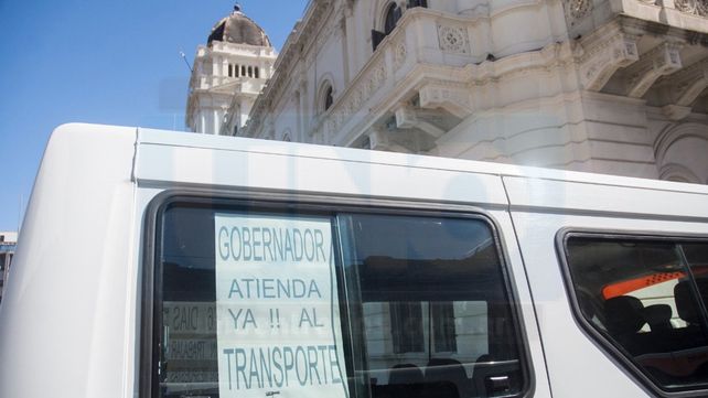 Clases: transportistas escolares esperan definiciones