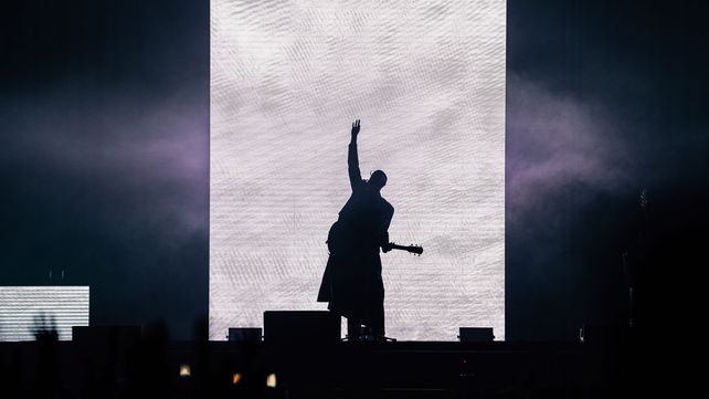 Abel Pintos hizo vibrar el corazón de sus fans con un gran viaje musical