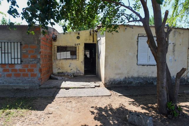 Balearon la casa de Soraya, la joven que fue asesinada el jueves por la noche