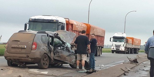 Una mujer resultó herida en un violento choque en la ruta 34